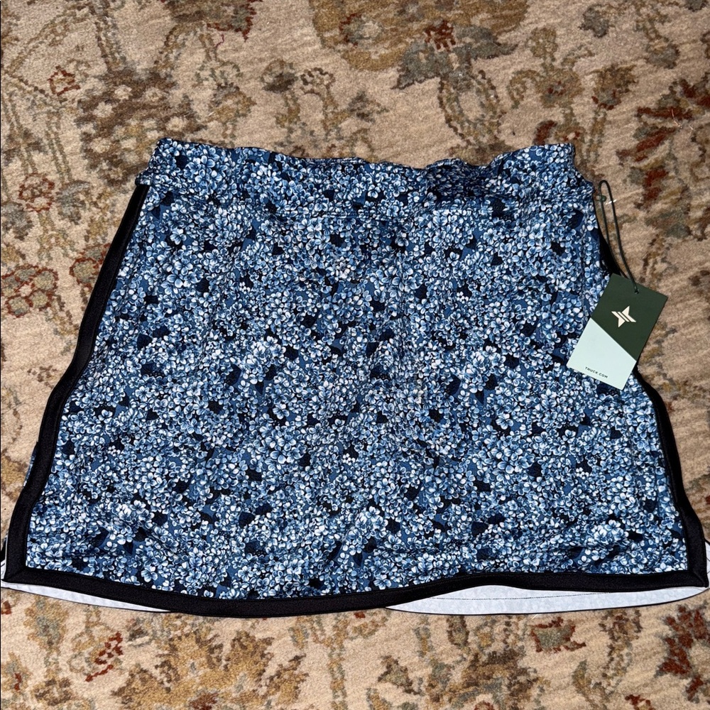 Tuckernuck NWT Skort Sz L Blue Floral Hydrangea